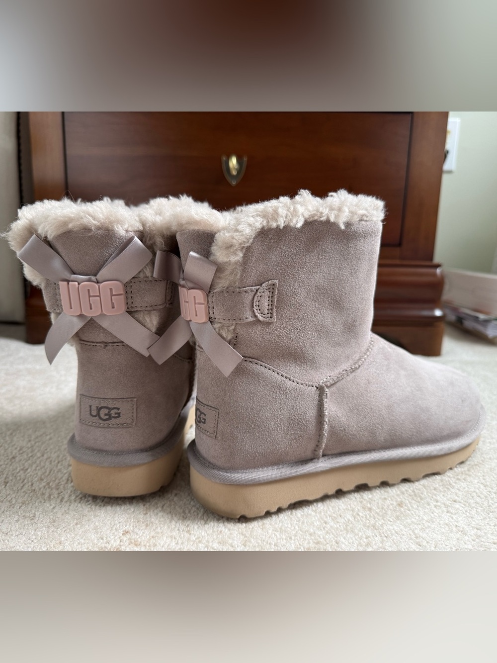 Ugg Bailey Bow Logo Boots